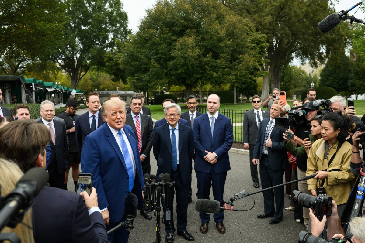 President Donald J. Trump speaks to the press with tech CEO’s outside of the West Wing Lobby, Tuesday, September 29, 2026, following a luncheon on Super Intelligence (AI). (Official White House Photo by Joyce Boghosian)