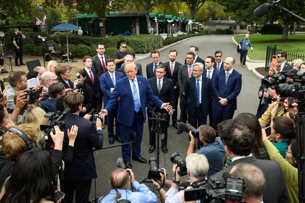 President Donald J. Trump speaks to the press with tech CEO’s outside of the West Wing Lobby, Tuesday, September 29, 2026, following a luncheon on Super Intelligence (AI). (Official White House Photo by Joyce Boghosian)