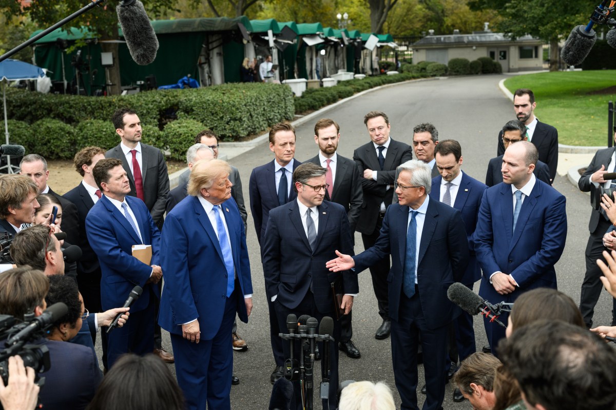 President Donald J. Trump speaks to the press with tech CEO’s outside of the West Wing Lobby, Tuesday, September 29, 2026, following a luncheon on Super Intelligence (AI). (Official White House Photo by Joyce Boghosian)