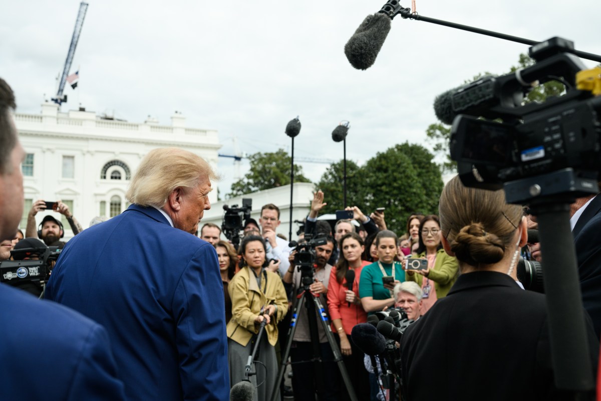 President Donald J. Trump speaks to the press with tech CEO’s outside of the West Wing Lobby, Tuesday, September 29, 2026, following a luncheon on Super Intelligence (AI). (Official White House Photo by Joyce Boghosian)