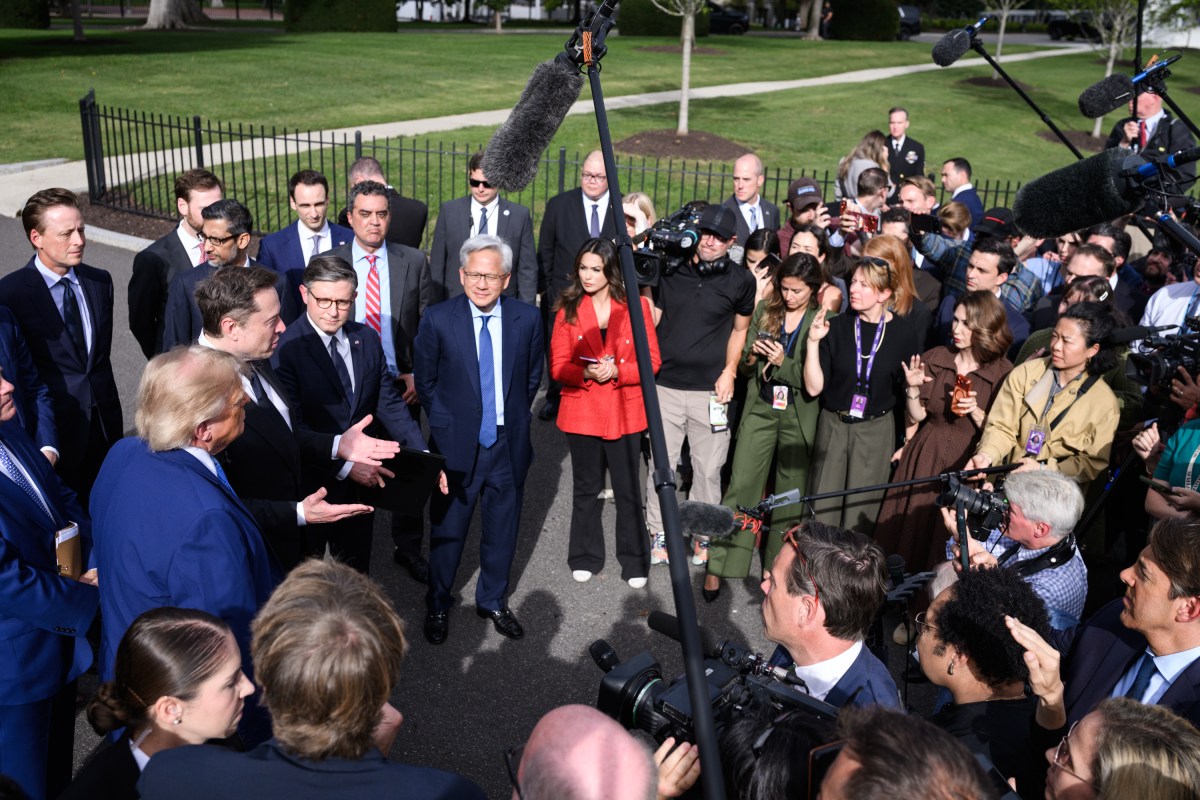 President Donald J. Trump speaks to the press with tech CEO’s outside of the West Wing Lobby, Tuesday, September 29, 2026, following a luncheon on Super Intelligence (AI). (Official White House Photo by Joyce Boghosian)