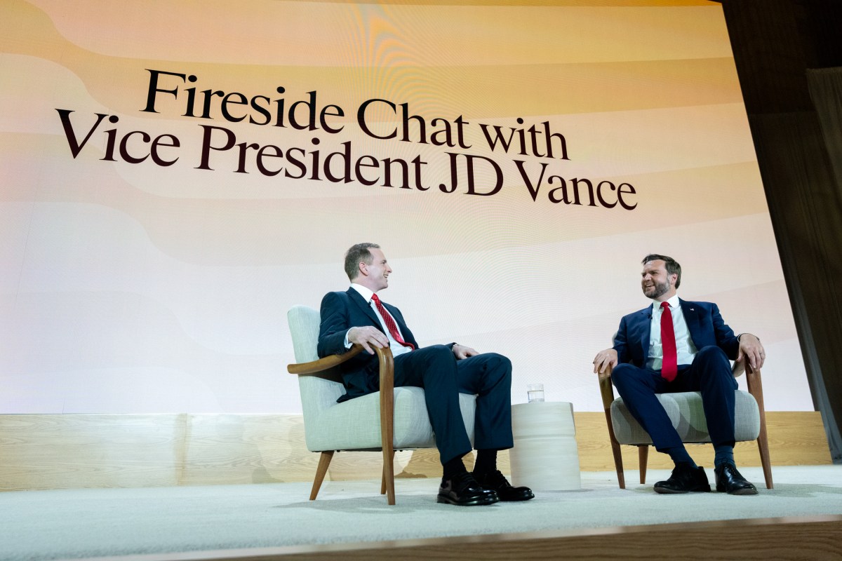 Vice President JD Vance participates in a fireside chat with Joe Gebbia, U.S. Chief Design Officer of the National Design Studio, at the Mellon Auditorium in Washington, D.C. after an event launching the America.gov website, Tuesday, September 29, 2026. (Official White House Photo by Emily J. Higgins)