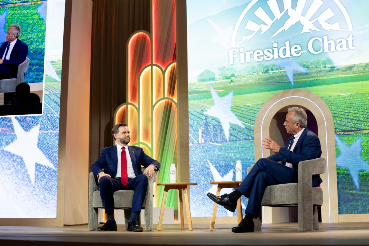 Vice President JD Vance participates in a fireside chat with Health and Human Services Secretary Robert F. Kennedy, Jr. at the Waldorf Astoria in Washington, D.C., Tuesday, September 29, 2026. (Official White House Photo by Emily J. Higgins)