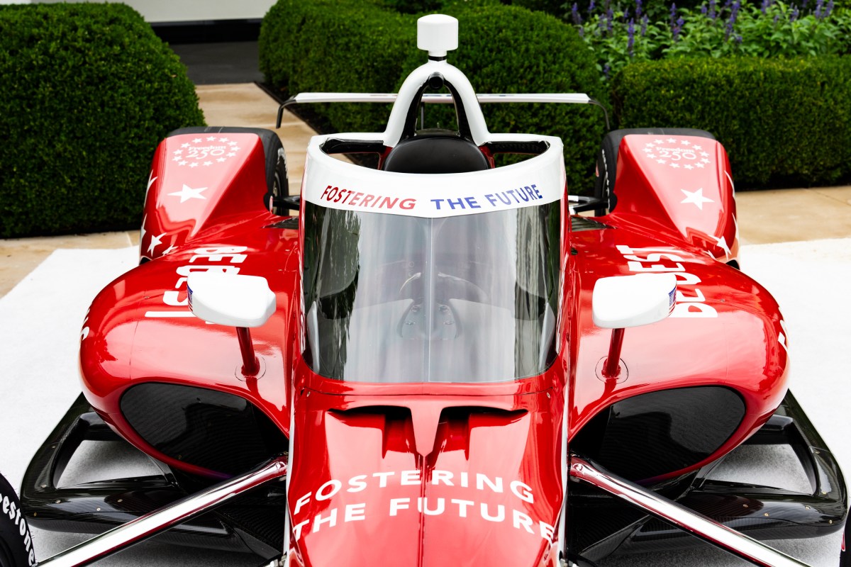 An IndyCar is moved into the Rose Garden, by a crane, in preparation for A Celebration of IndyCar’s Commitment to Fostering the Future event, Thursday, August 20, 2026, at the White House. (Official White House Photo by Andrea Hanks)