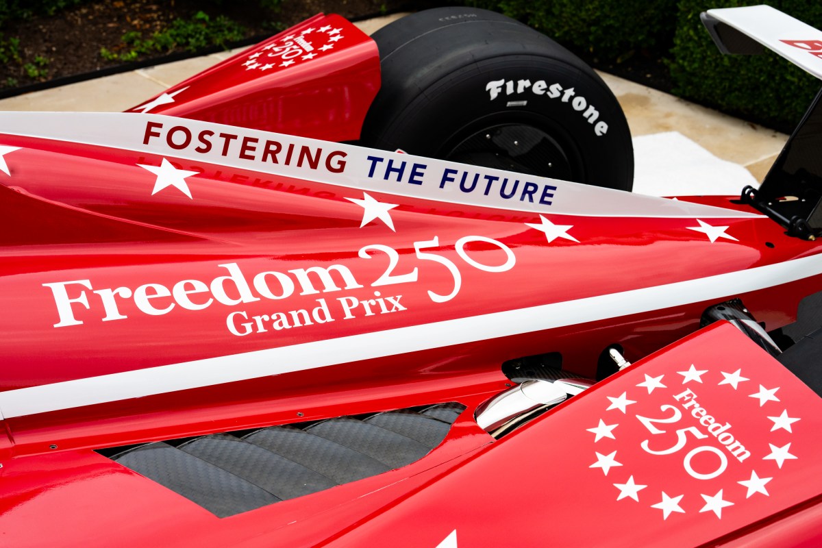 An IndyCar is moved into the Rose Garden, by a crane, in preparation for A Celebration of IndyCar’s Commitment to Fostering the Future event, Thursday, August 20, 2026, at the White House. (Official White House Photo by Andrea Hanks)