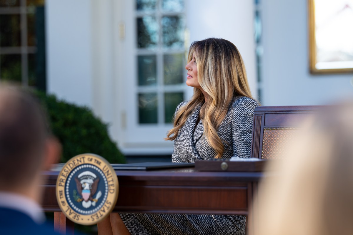 First Lady Melania Trump delivers remarks at an executive order signing on women’s health, Monday, October 19, 2026, in the White House Rose Garden. (Official White House Photo by Andrea Hanks)