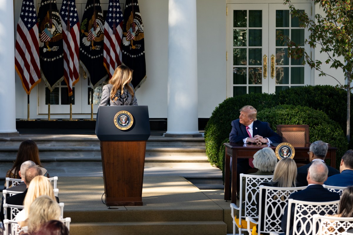 First Lady Melania Trump delivers remarks at an executive order signing on women’s health, Monday, October 19, 2026, in the White House Rose Garden. (Official White House Photo by Cashen Turner)