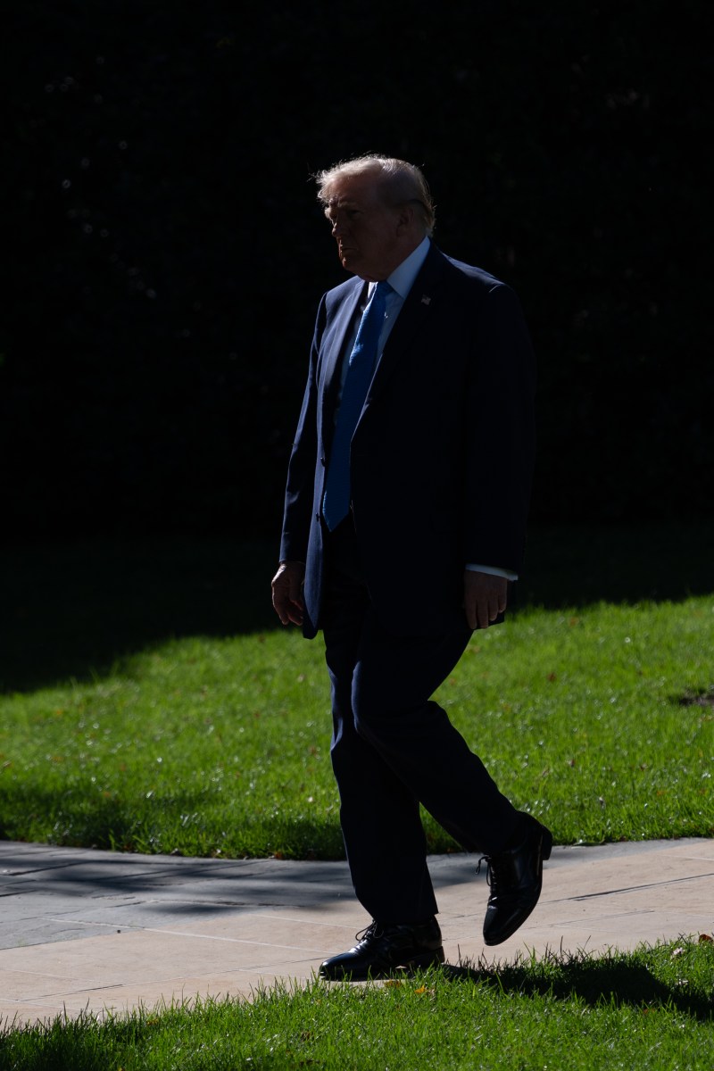 President Donald J. Trump departs the White House en route Joint Base Andrews, Maryland on Monday, October 26, 2026, for a campaign trip to Mississippi. (Official White House Photo by Molly Riley)