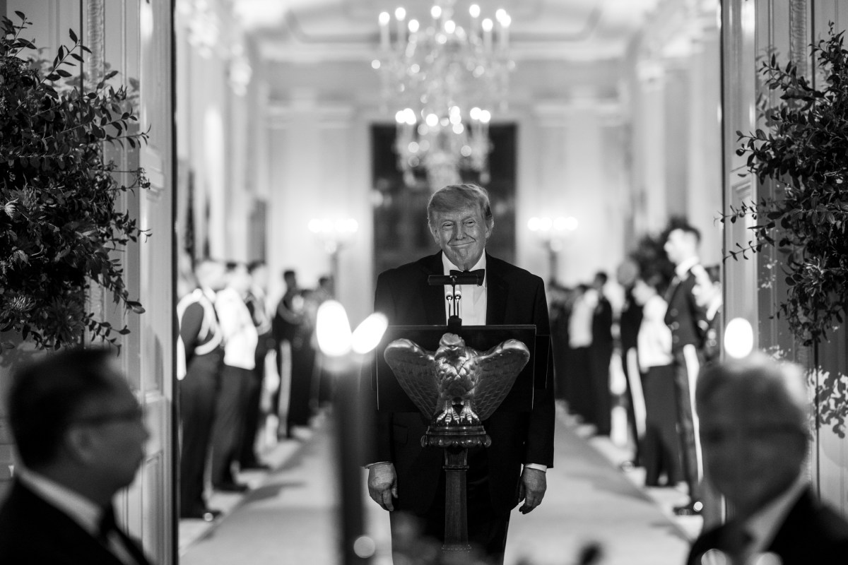President Donald J. Trump and First Lady Melania Trump host a State Dinner for President Xi Jinping of China and First Lady Peng Liyuan, Thursday, September 24, 2026, in the East Room of the White House. (Official White House Photo by Molly Riley)