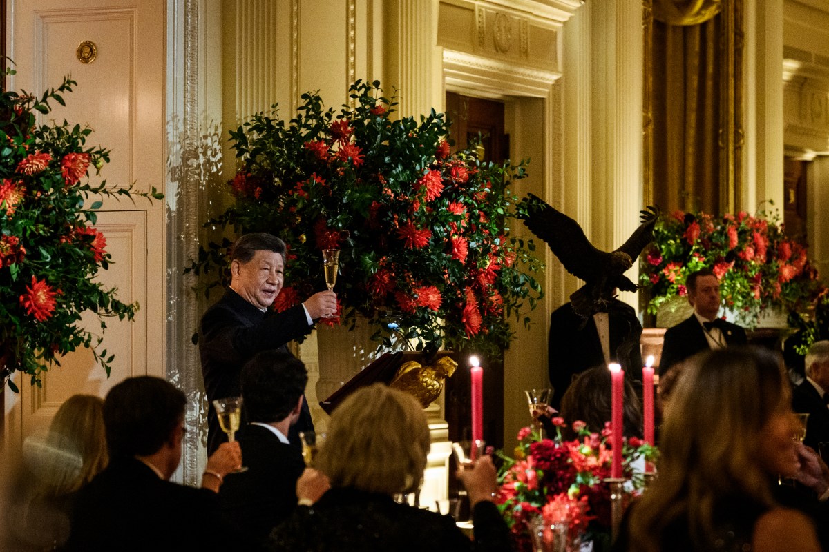 President Donald J. Trump and First Lady Melania Trump host a State Dinner for President Xi Jinping of China and First Lady Peng Liyuan, Thursday, September 24, 2026, in the East Room of the White House. (Official White House Photo by Molly Riley)