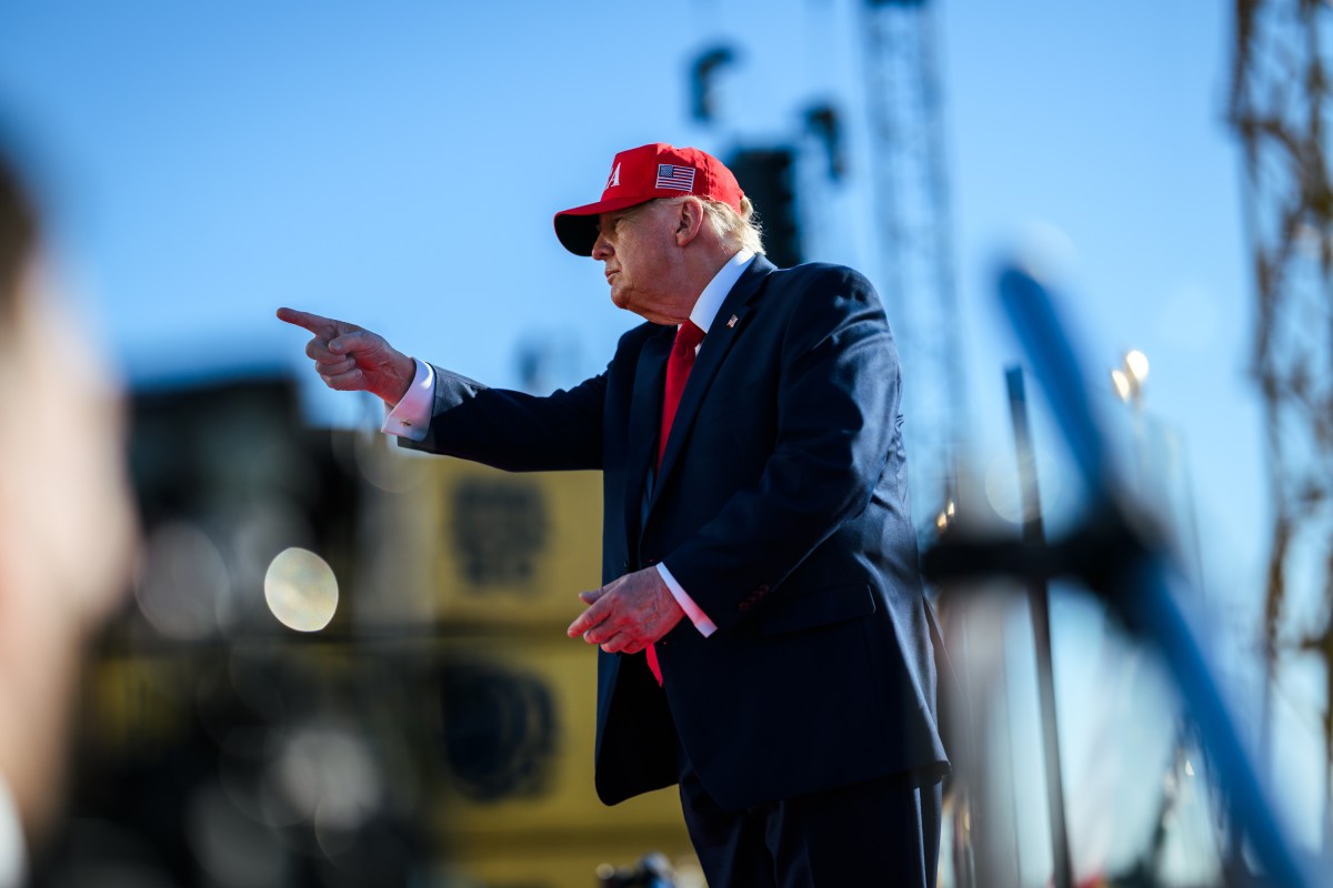 President Donald J. Trump delivers remarks on defense manufacturing investments by Anduril Industries to build a submarine and autonomous vessel shipyard at Sparrows Point, Baltimore, Maryland, Tuesday, October 6, 2026. (Official White House Photo by Daniel Torok)
