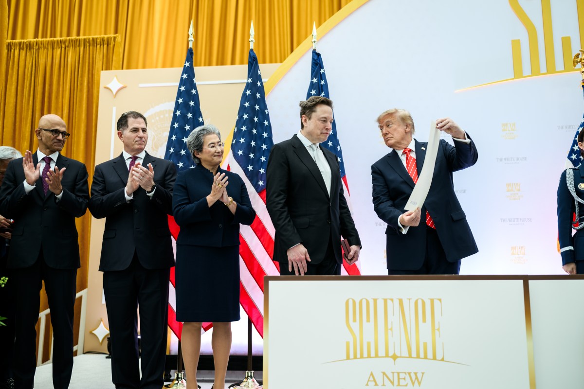 President Donald J. Trump presents the National Medal of Science to tech company leaders at a “New Golden Age” summit with tech and science leaders at the Donald J. Trump Institute of Peace in Washington, D.C., Thursday, October 8, 2026. (Official White House Photo by Daniel Torok)