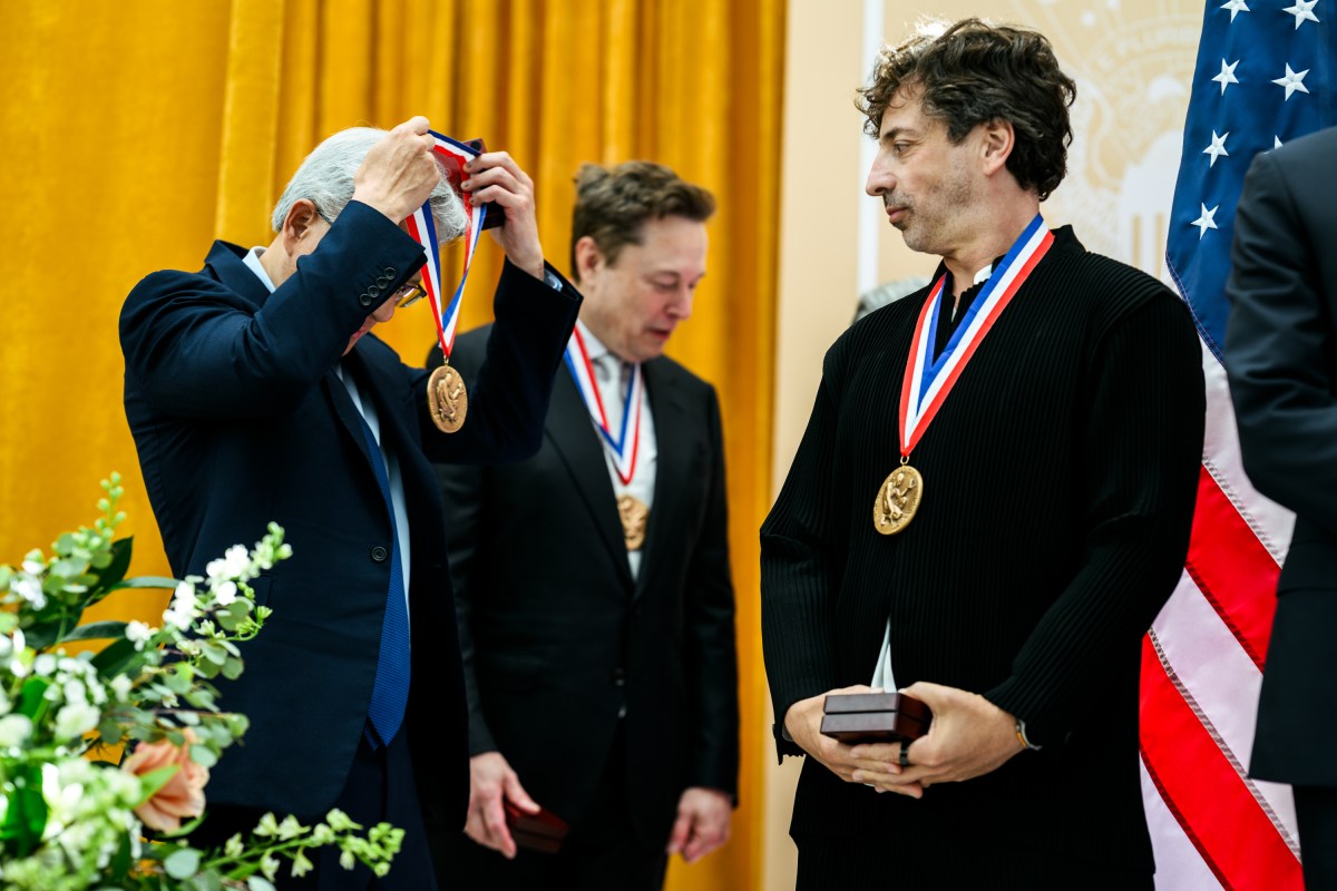 President Donald J. Trump presents the National Medal of Science to tech company leaders at a “New Golden Age” summit with tech and science leaders at the Donald J. Trump Institute of Peace in Washington, D.C., Thursday, October 8, 2026. (Official White House Photo by Daniel Torok)