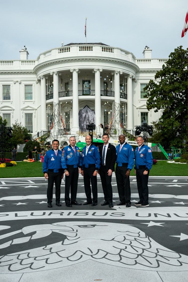 NASA Administrator Jared Isaacman and members of the Artemis III crew (Andre Douglas, Luca Parmitano, Randy Bresnik and Frank Rubio) pose for photos on the helipad on the South Lawn of the White House, Wednesday, October 28, 2026. (Official White House Photo by Molly Riley)