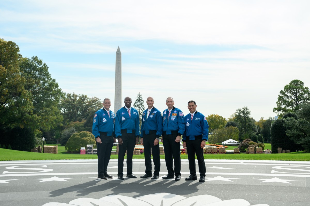 NASA Administrator Jared Isaacman and members of the Artemis III crew (Andre Douglas, Luca Parmitano, Randy Bresnik and Frank Rubio) pose for photos on the helipad on the South Lawn of the White House, Wednesday, October 28, 2026. (Official White House Photo by Molly Riley)