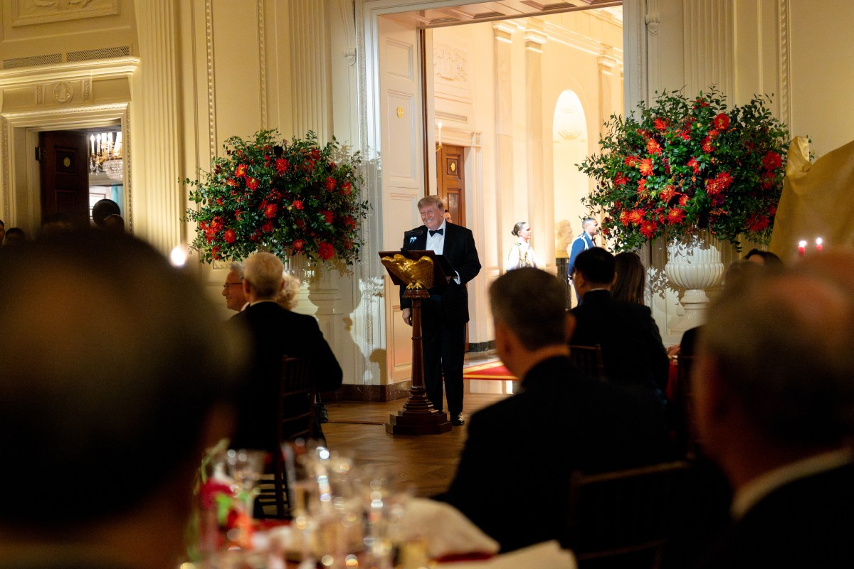 President Donald J. Trump and First Lady Melania Trump host a State Dinner for President Xi Jinping of China and First Lady Peng Liyuan, Thursday, September 24, 2026, in the East Room of the White House. (Official White House Photo by Emily J. Higgins)