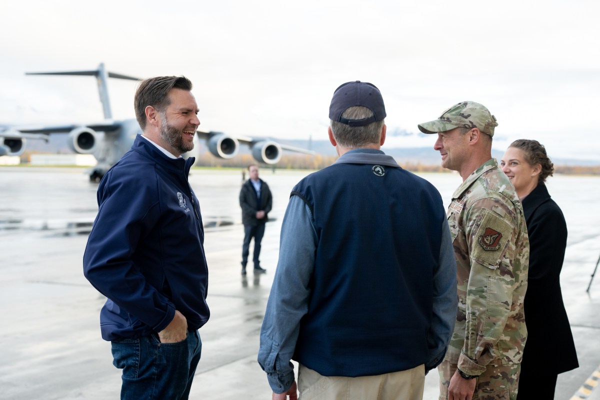 Vice President JD Vance greets Col. Daniel Werner, 11th Airborne Commander, and Robin Werner at Hangar 3 at Elmendorf Air Force Base in Anchorage, Alaska as he arrives for a military engagement, Tuesday, October 6, 2026.(Official White House Photo by Emily J. Higgins)