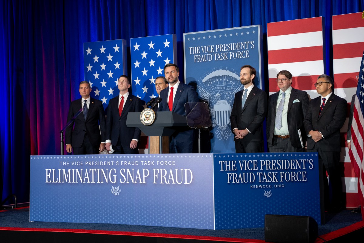 Vice President JD Vance delivers remarks to the Vice President’s Fraud Task Force at the FBI field office in Cincinnati, Ohio on Wednesday, October 21, 2026. (Official White House Photo by Emily J. Higgins)